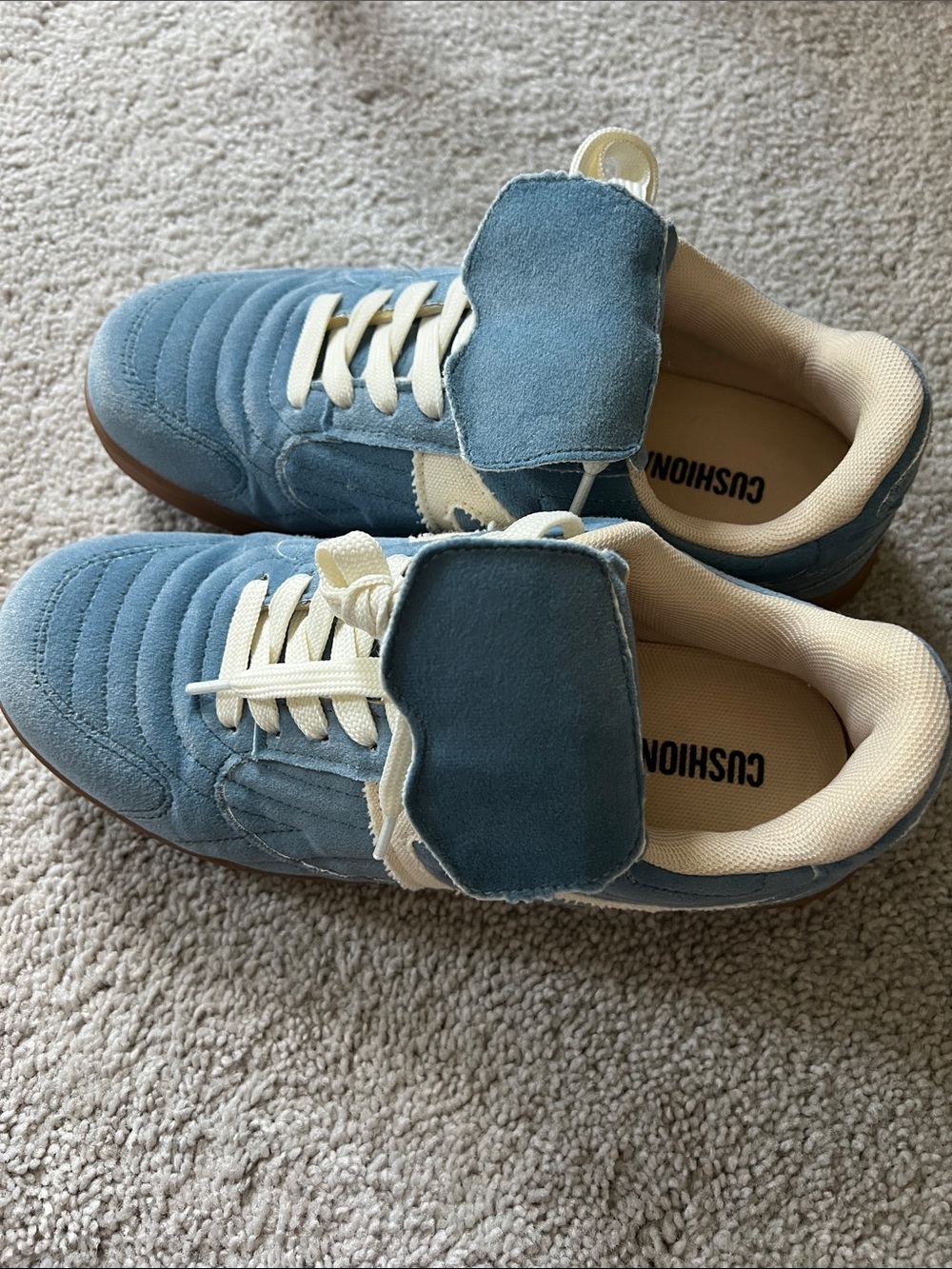 Like-new, worn once, Cushionaire Sneakers